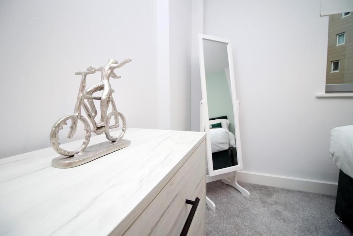 Hamilton Court 1Bedroom Apartment, Bright And Central Location With Balcony And Wi-Fi Бристоль Экстерьер фото