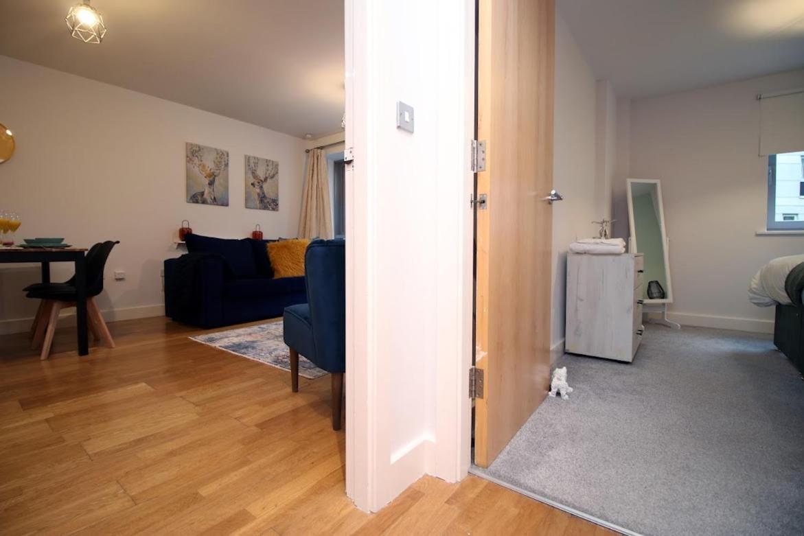 Hamilton Court 1Bedroom Apartment, Bright And Central Location With Balcony And Wi-Fi Бристоль Экстерьер фото